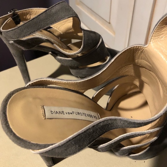 EUC Diane von Furstenberg Bizzy Sandals - Picture 5 of 8